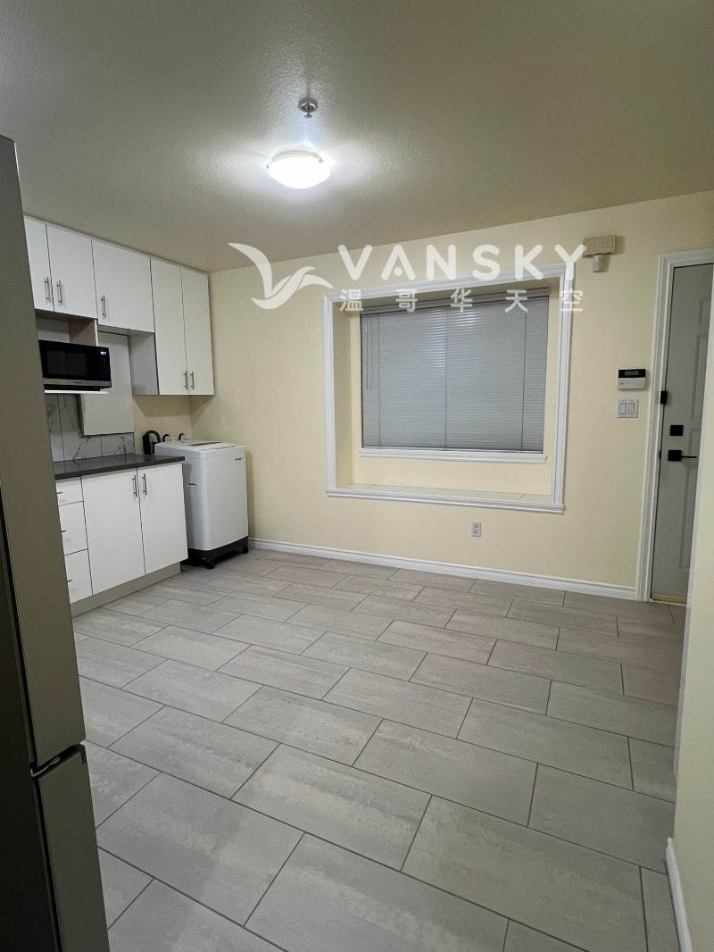 251201210115_IMG_8657 copy.jpg